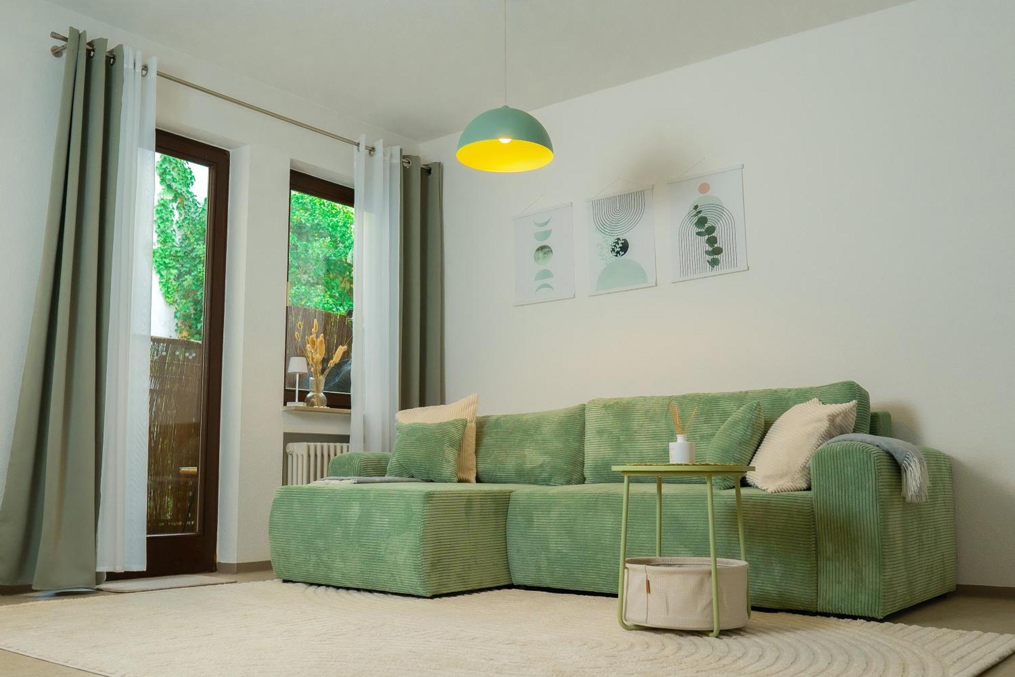 Einzigartiges Scandi Apartment - Innenstadt Mit Parkplatz, Balkon & Wlan - Perfekt Fuer Radfahrer Riedlingen Esterno foto